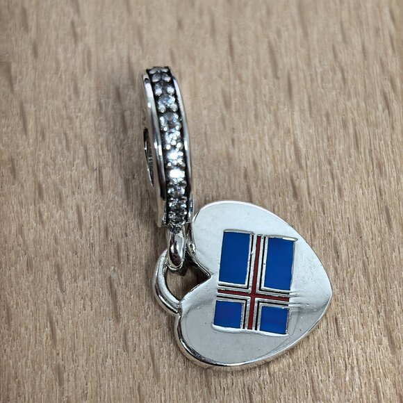 Pandora ICELAND Exclusive Charm Pendant, S925 Silver Bracelets - Picture 3 of 4